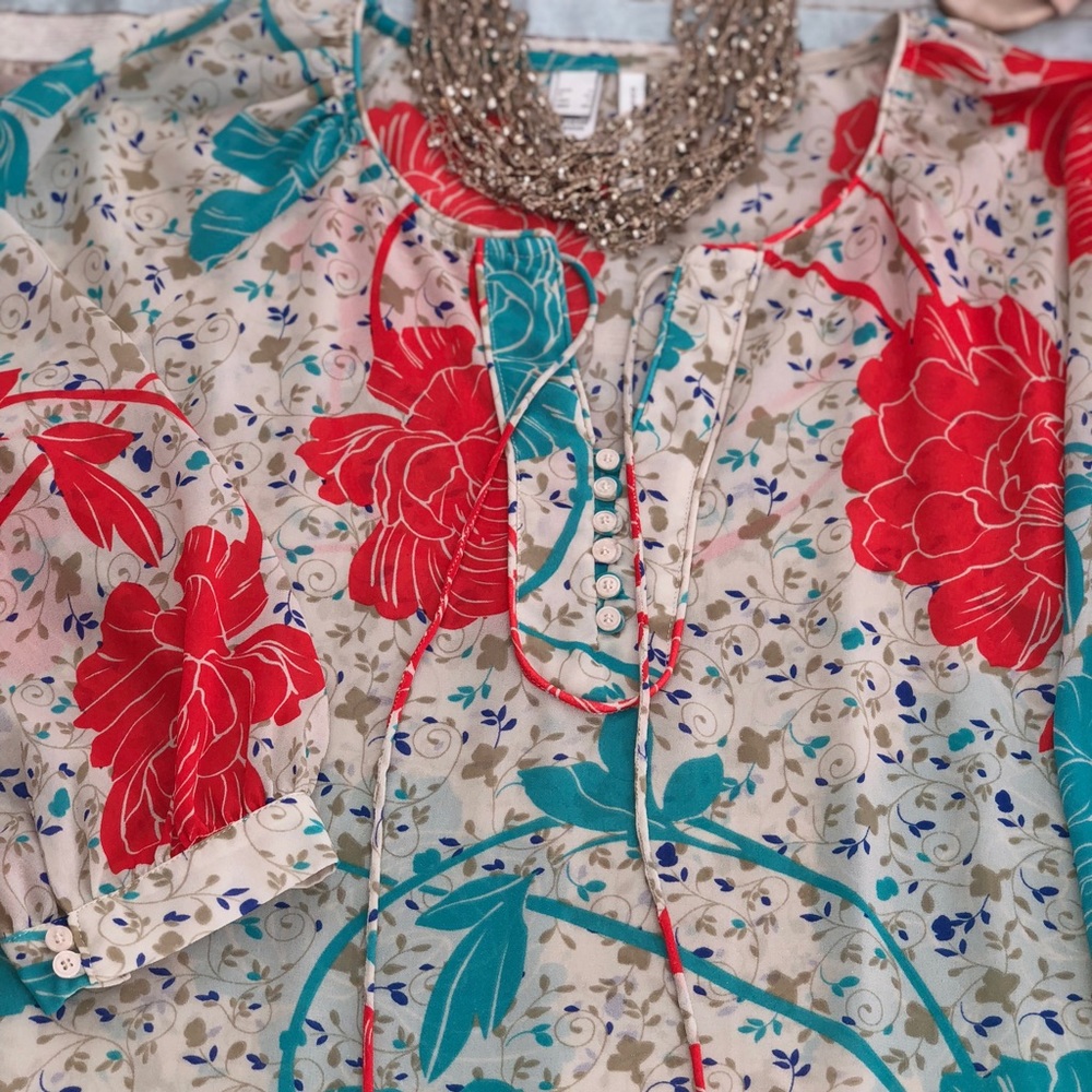 Blouse - Picture 3 of 8